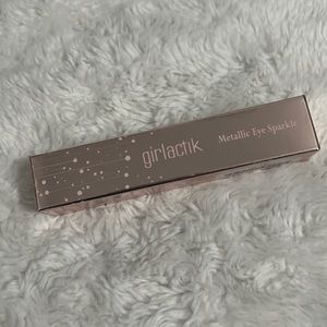 Girlactic metallic eye sparkle “Glam”